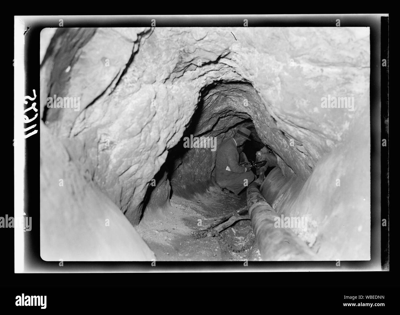 Les piscines de Salomon, à la tombe de Rachels. Suite à l'ancienne d'aqueducs, de Pilate, Roman (10ème Légion), arabe, turc et la tuyauterie. Pilate tunnel sous Bethléem, montrant le tuyau actuel mis Abstract/medium : G. Eric et Edith Matson Photograph Collection Banque D'Images