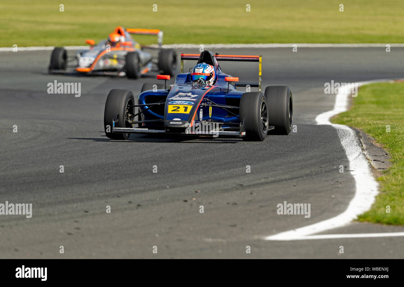 21 Voiture, chauffeur, Joe Turney, Carlin, F4 Championship vendredi session 2 Banque D'Images