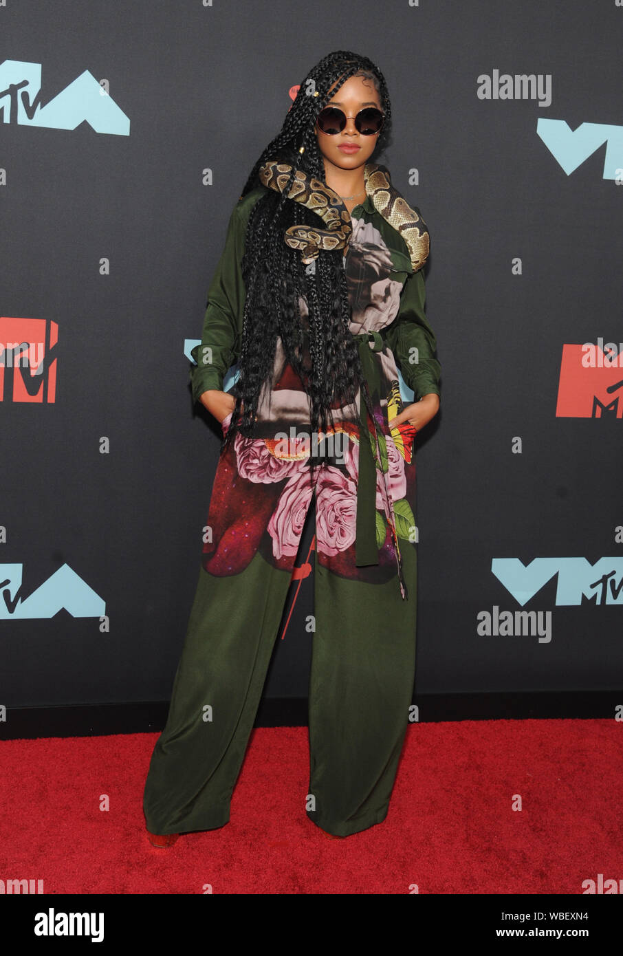 Newark, USA. Août 26, 2019. Newark, NJ, USA. Août 26, 2019. 2019 H.E.R. à l'atténuation de MTV à Prudential Center de Newark, New Jersey. Le 26 août 2019. Crédit : John Palmer/media/Alamy Punch Live News Crédit : MediaPunch Inc/Alamy Live News Banque D'Images