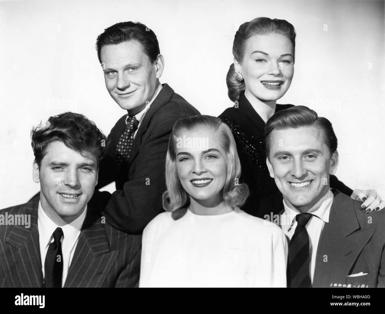 LIZABETH SCOTT BURT LANCASTER KIRK DOUGLAS WENDELL COREY et Kristine MILLER dans JE MARCHE SEUL 1947 Byron Haskin directeur Hal Wallis Productions / Paramount Pictures Banque D'Images