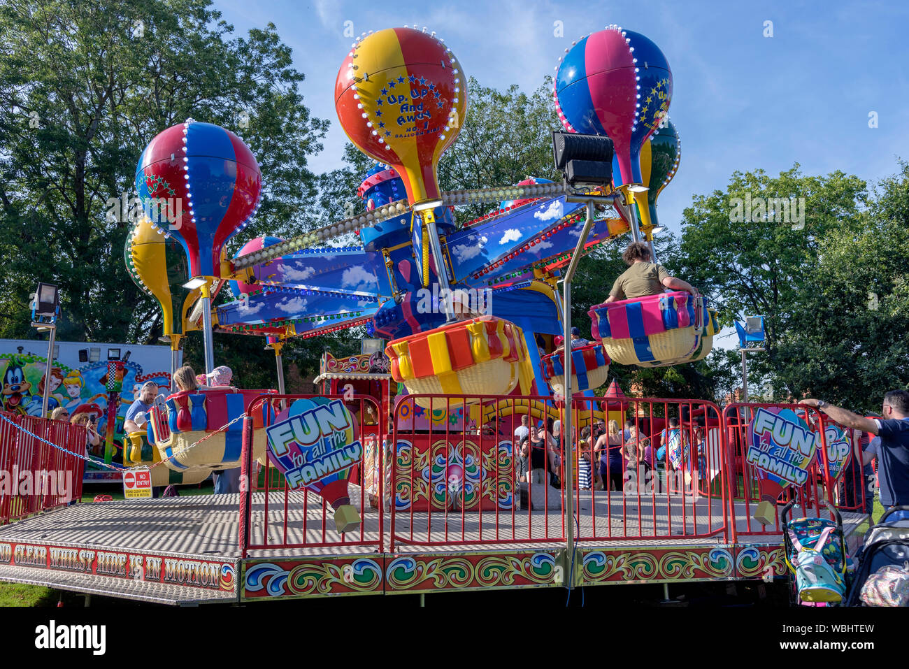 Parc en montgolfière. Merrygoround Banque D'Images