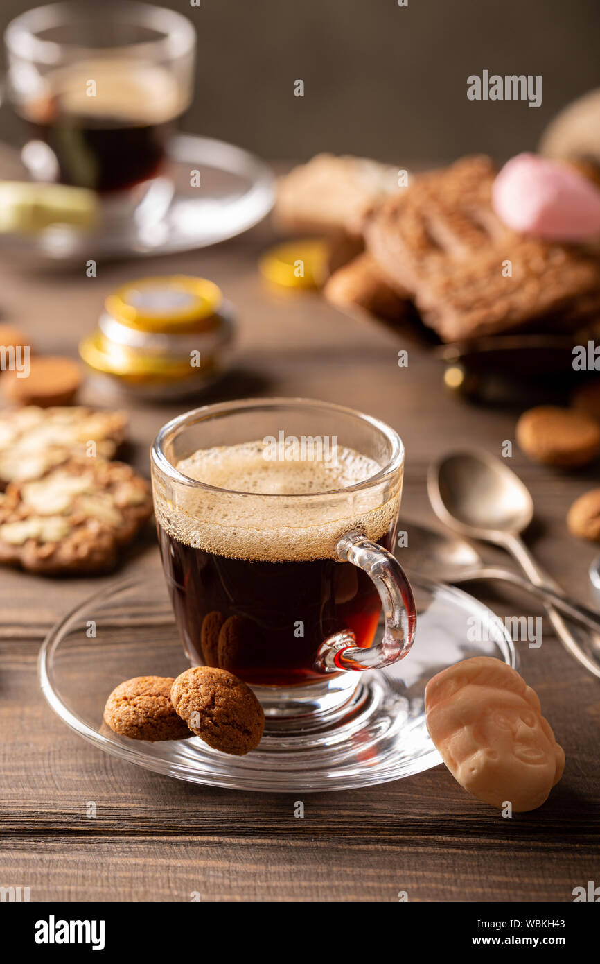 Maison de vacances néerlandais Sinterklaas déjeuner festif Banque D'Images