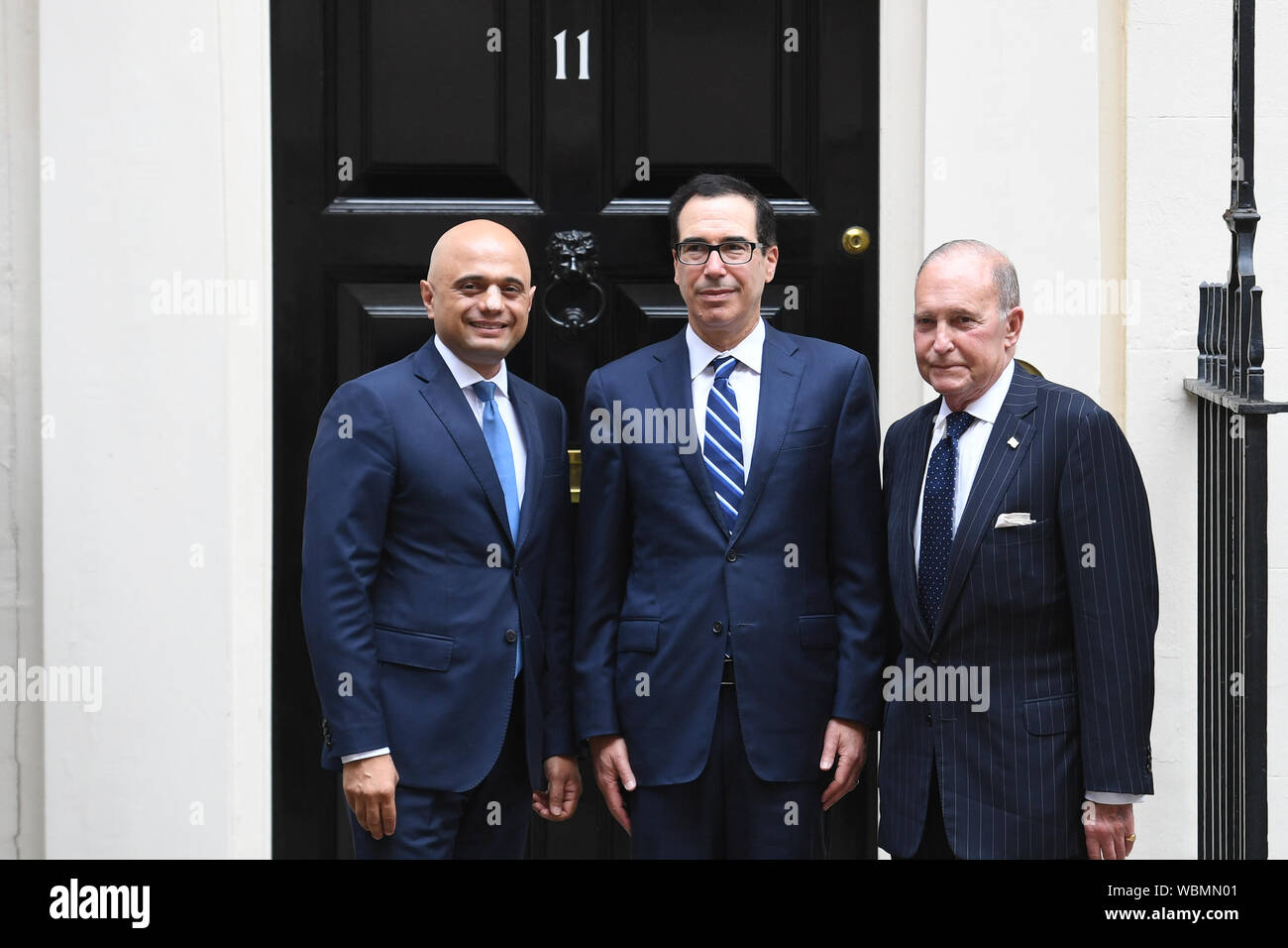 (De gauche à droite) Chancelier Sajid Javid nous accueille le secrétaire au Trésor Steven Mnuchin et directeur du Conseil économique national, Larry Kudlow, avant une réunion à Downing Street, Londres. Banque D'Images