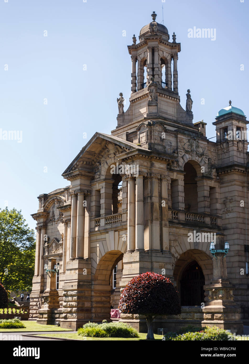 Cartwright Hall, la galerie d'art civique dans Lister Park, Bradford, West Yorkshire, Angleterre Banque D'Images