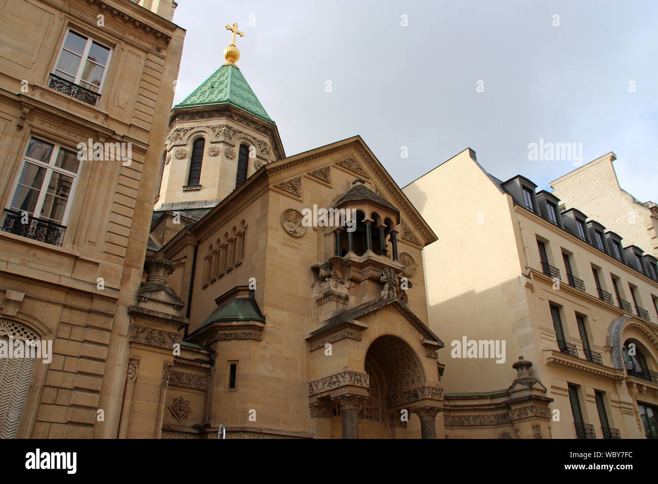La cathédrale arménienne Saint-Jean-Baptiste à Paris (France Photo Stock -  Alamy