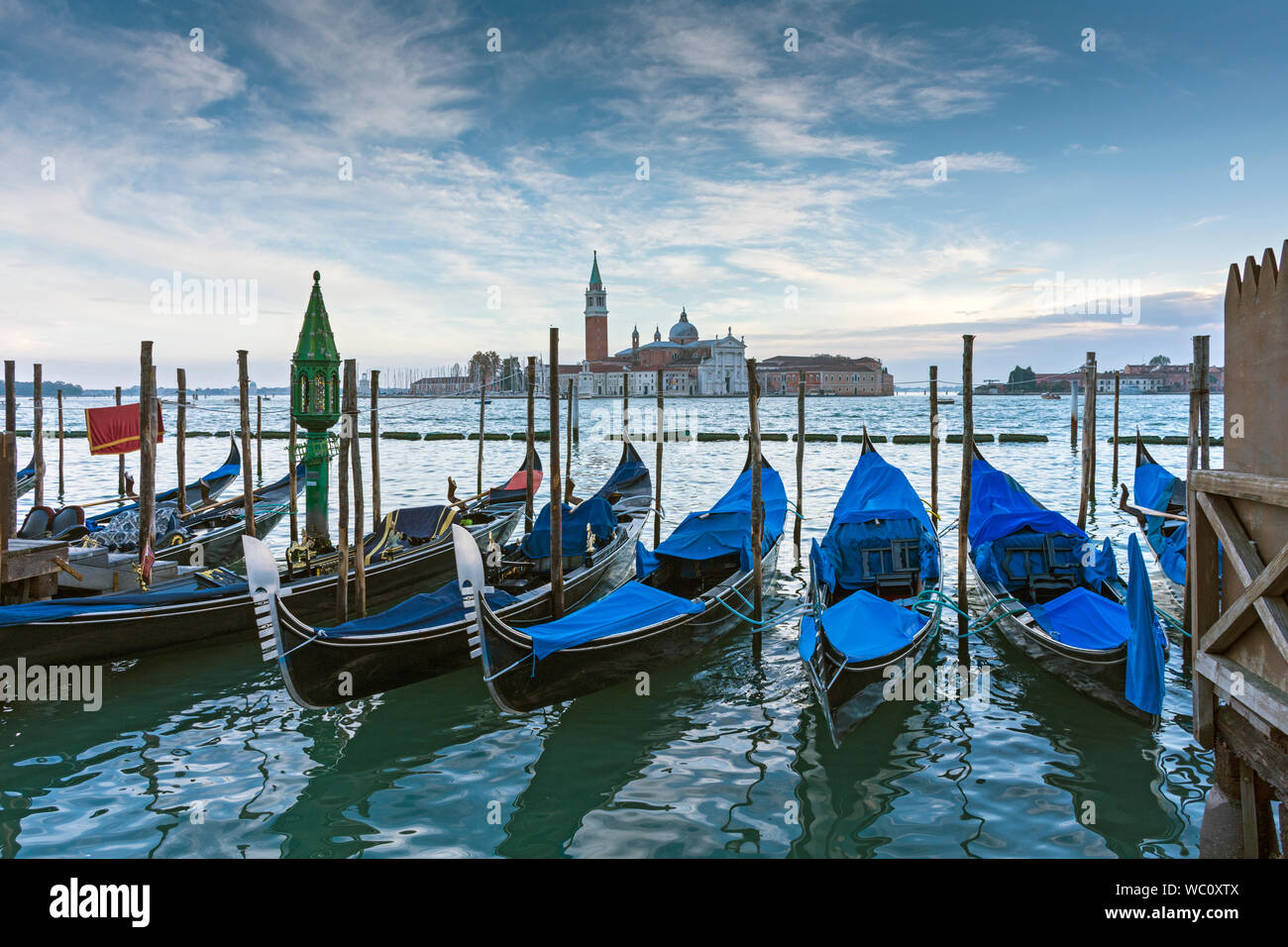 L'île de San Giorgio Maggiore du téléphérique sur la Riva degli Schiavoni, près de la Place Saint Marc, Venise, Italie Banque D'Images