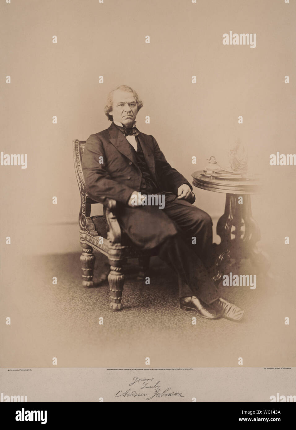 Andrew Johnson (1808-75), 17e président des États-Unis, un Portrait assis, photo de Alexander Gardner, 1866 Banque D'Images