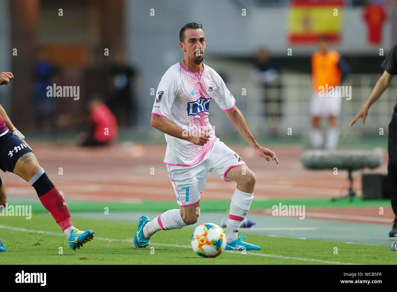 Osaka, Japon. Août 11, 2019. Isaac Cuenca (Tosu) Football/soccer : 'japonais Meiji Yasuda J1 2019 League' match entre Cerezo Osaka 1-2 Sagan Tosu au stade Nagai Yanmar à Osaka, Japon . Credit : Mutsu Kawamori/AFLO/Alamy Live News Banque D'Images