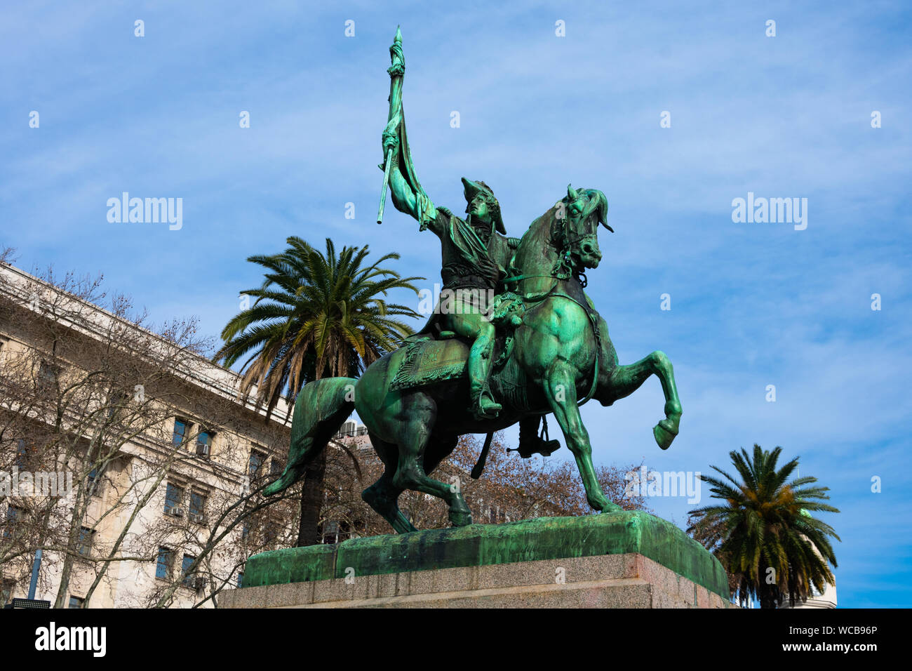 Buenos Aires, Argentine. 19 août, 2019. Monument équestre au général Manuel Belgrano (Monumento tourisme) situé sur la place de Mai (Plaza de Mayo) Banque D'Images