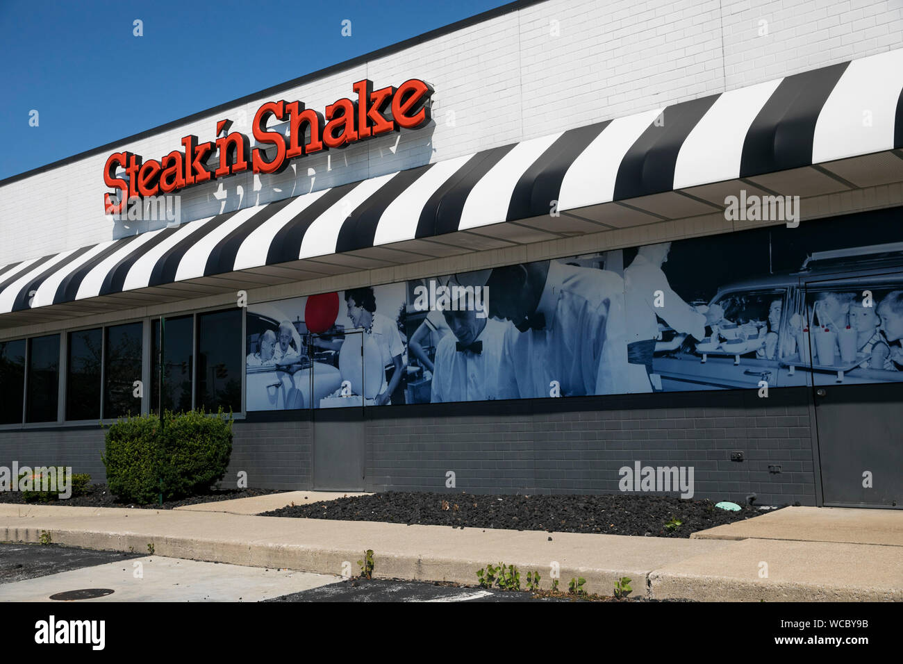 Un logo affiche à l'extérieur d'un steak 'n Shake fast food restaurant location à Brooklyn, New York le 11 août 2019. Banque D'Images