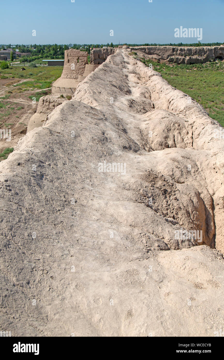 Les ruines de l'ancien fort Guldursun Kala, dans la région du Karakalpakstan y de l'Ouzbékistan. Banque D'Images