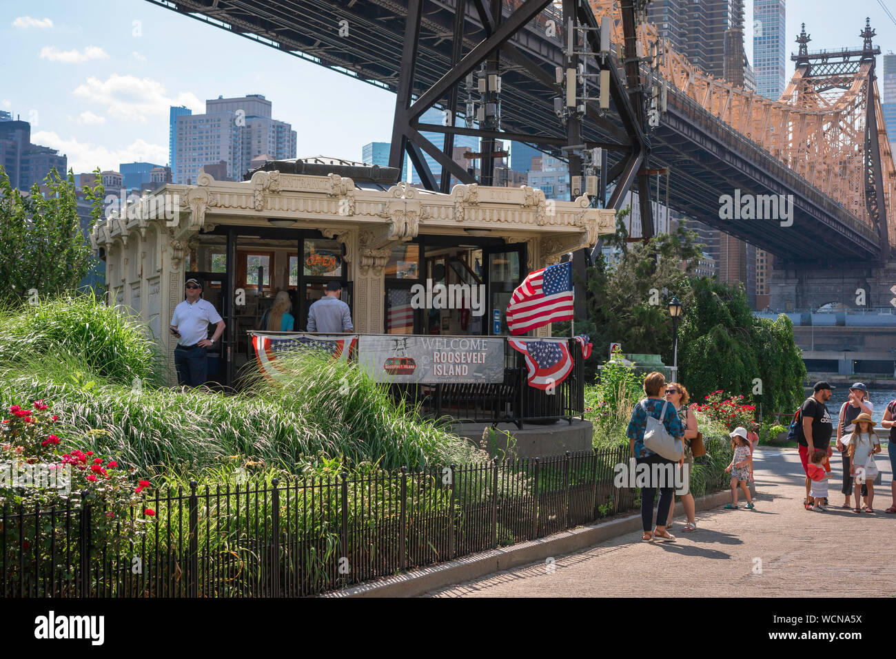Roosevelt Island, vue du Centre touristique au Franklin D. Roosevelt Four Freedoms Park sur Roosevelt Island, New York City, USA Banque D'Images