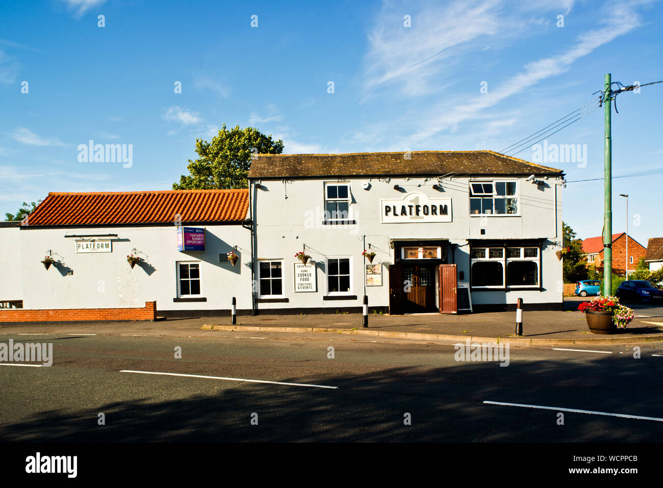 Une plate-forme de Pub, Middleton St George, Arrondissement de Darlington, en Angleterre Banque D'Images