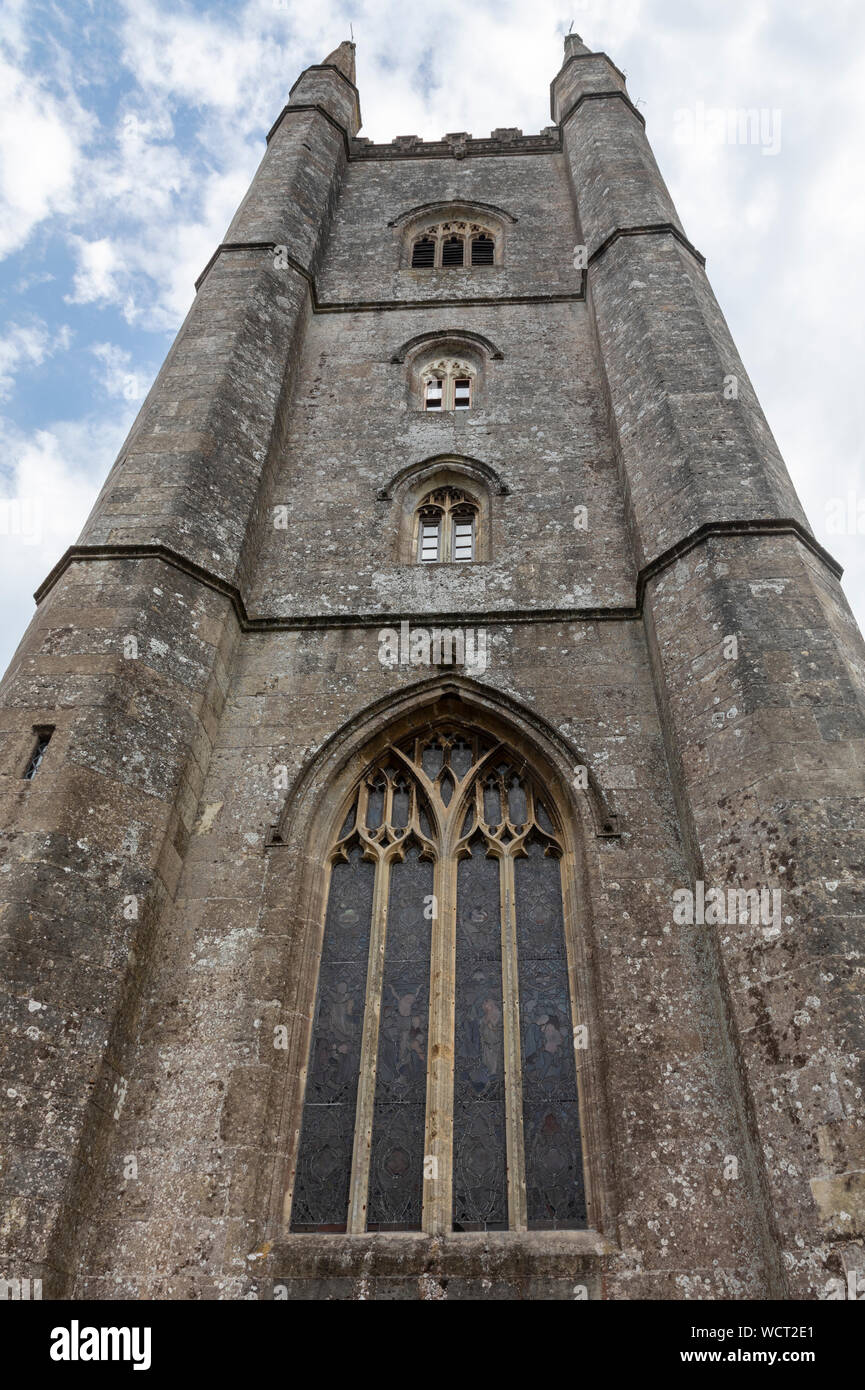 Le clocher de l'église de St Michel Archange, simple, Wiltshire, Angleterre Banque D'Images