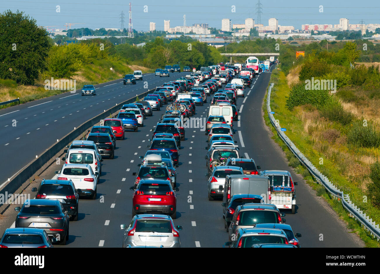 France, Orléans, autoroute A10, dimanche 25/8/19 à l'ouest de la ville, recurent embouteillage au retour des vacances d'été Banque D'Images