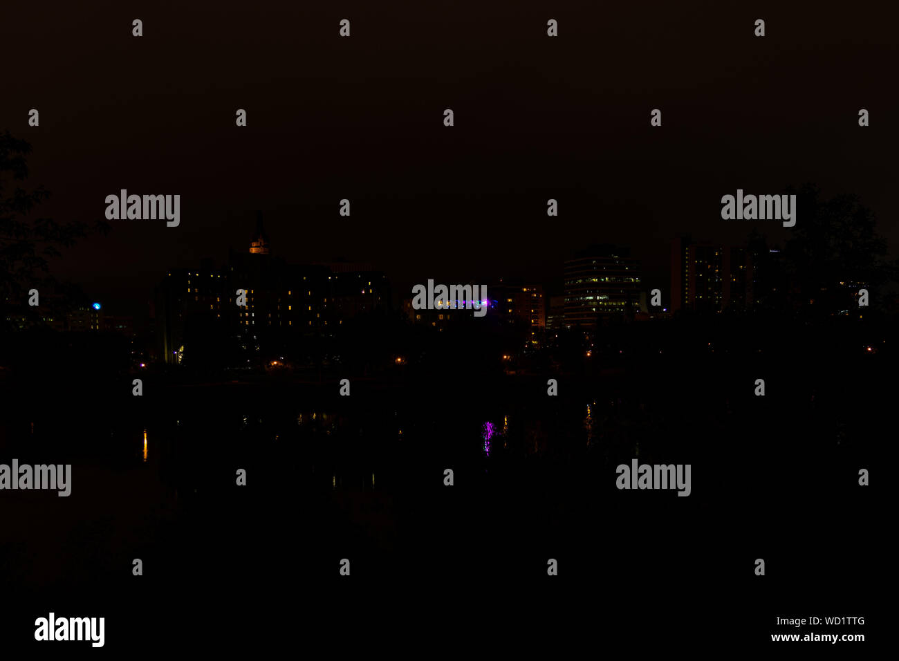 Cityscape at night, à Saskatoon, Saskatchewan, Canada Banque D'Images