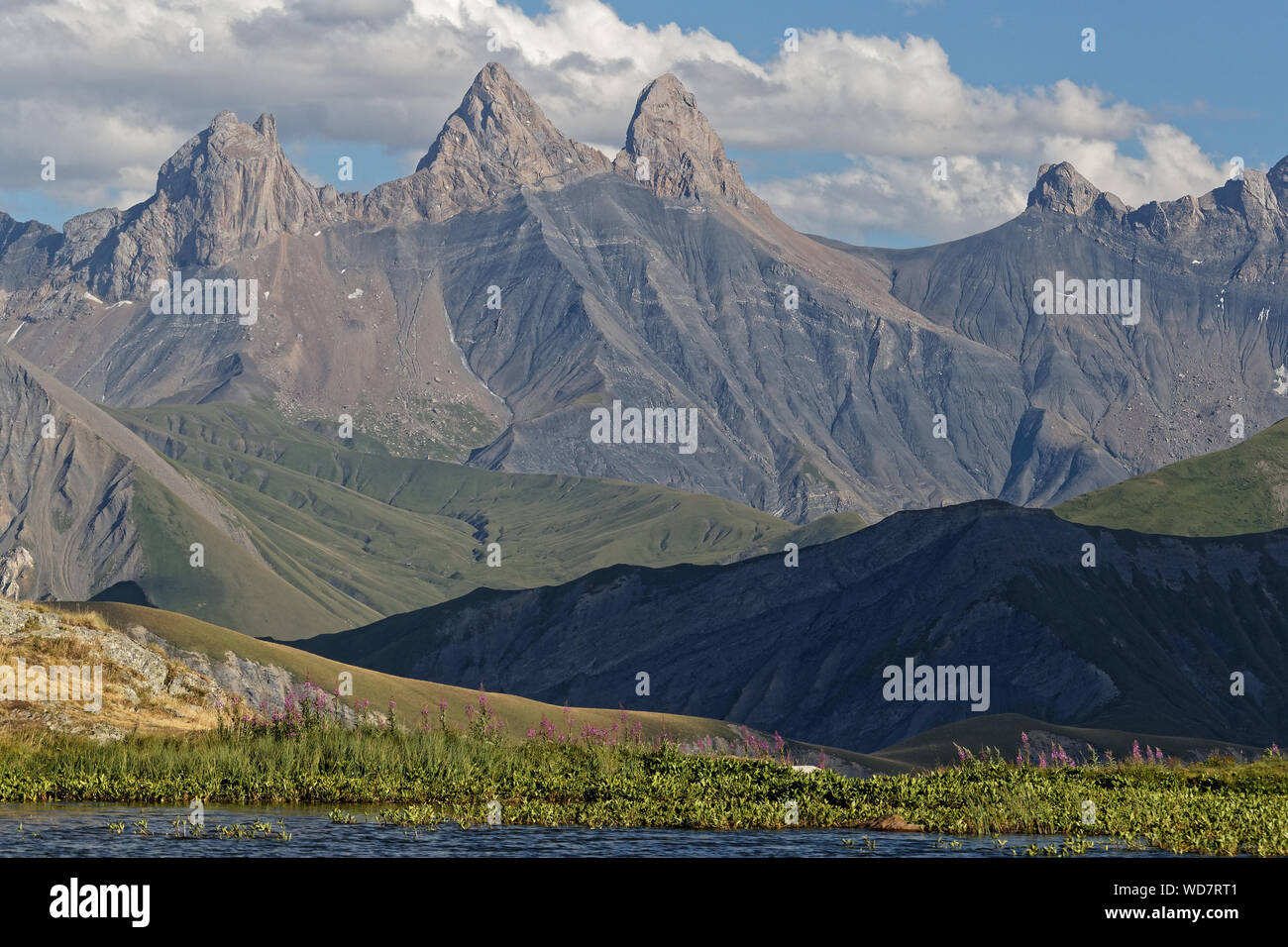 Célèbres sommets des aiguilles d'Arves dans les Alpes Banque D'Images