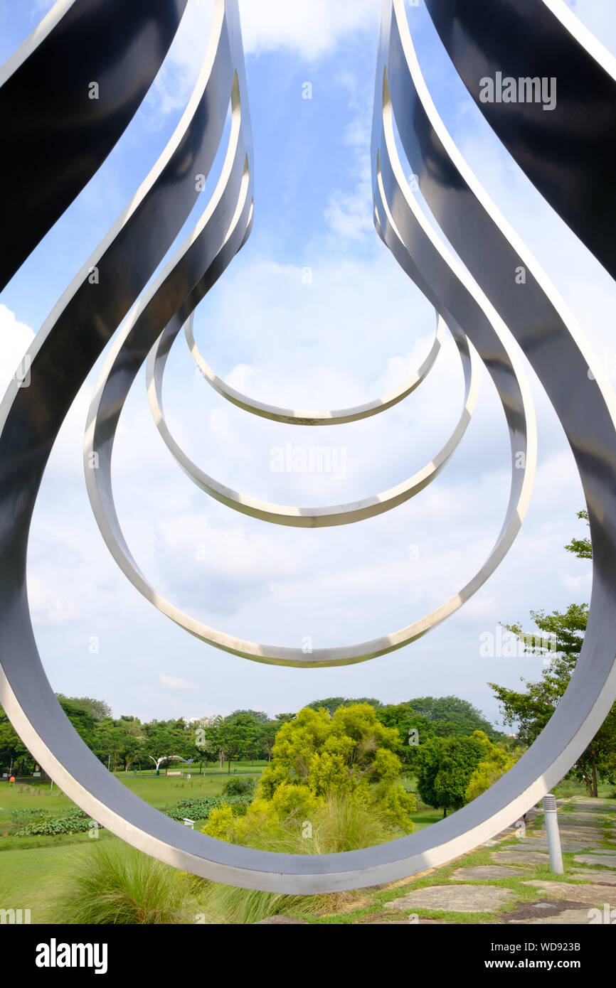 Singapour-08 SEP 2018:Singapour bishan vue sur parc de sculpture de métal frame Banque D'Images