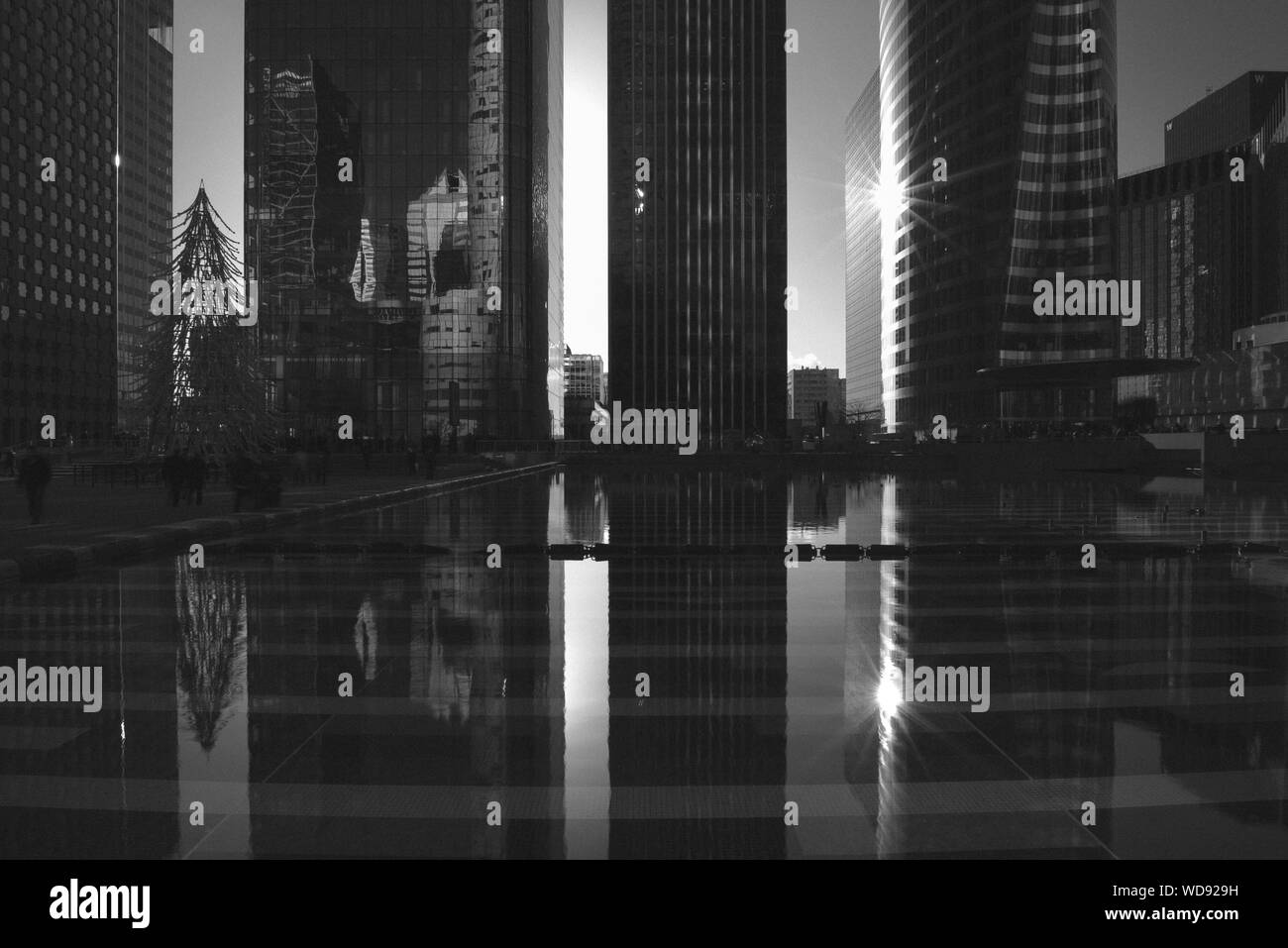 La arquitectura moderna en la defensa Banque d'images noir et blanc Alamy