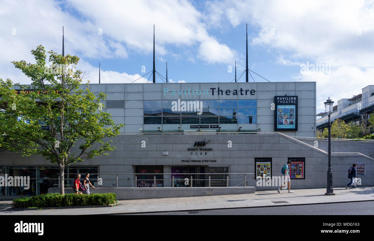 Le Pavilion Theatre de Dun Laoghaire, Dublin, Irlande. Banque D'Images