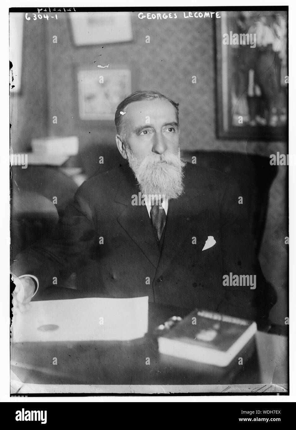 Georges Lecompte Résumé/moyenne : 1 négative : 5 x 7 in. ou moins. Banque D'Images Georges Lecompte Résumé/moyenne : 1 négative : 5 x 7 in. ou moins. Banque D'Images