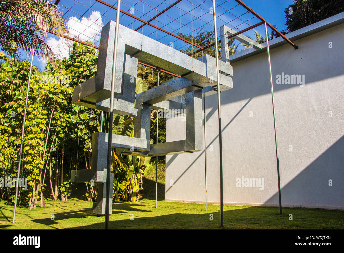 Inhotim, Institut d'Art Contemporain et le jardin botanique, Brumadinho, Minas Gerais, Brésil Banque D'Images