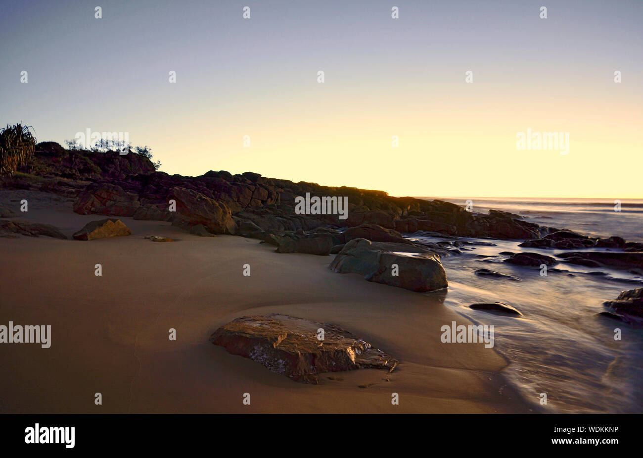 Coolum Beach Cove Sunrise QLD Australie Banque D'Images