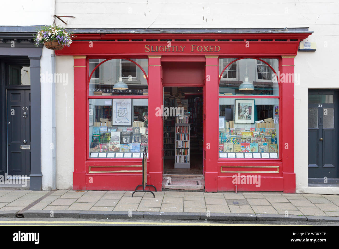 Librairie d'occasion légèrement Foxed, Berwick upon Tweed, Northumberland, England, UK. Banque D'Images