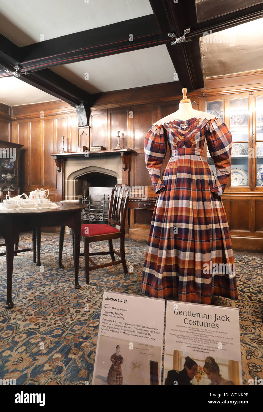 Le costume de Marian Lister à Shibden Hall, maison historique, maison d'Anne Lister et d'un lieu pour la BBC "Gentleman Jack', Halifax, West Yorkshire Banque D'Images