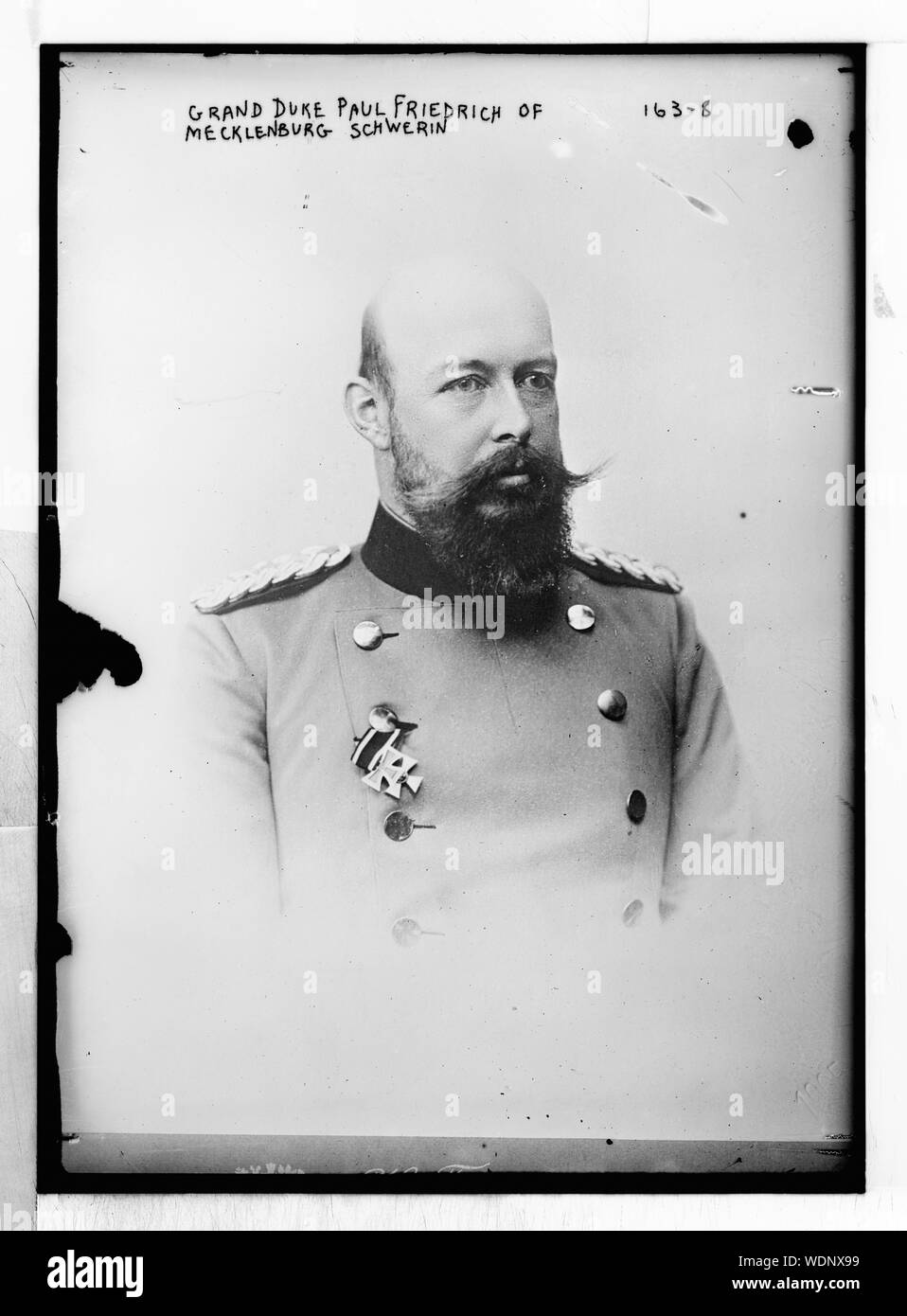 Le Grand-duc Paul Friedrich de Mecklembourg, Schwerin, buste, en uniforme Abstract/moyenne : 1 négative : 5 x 7 in. ou moins. Banque D'Images