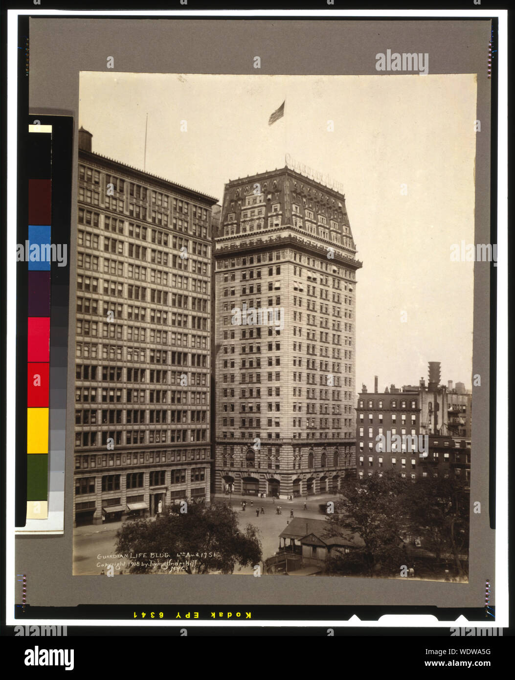 Guardian Life Bldg., 4e Av. Et la 17e Rue Abstract/moyenne : 1 tirage photographique. Banque D'Images Guardian Life Bldg., 4e Av. Et la 17e Rue Abstract/moyenne : 1 tirage photographique. Banque D'Images