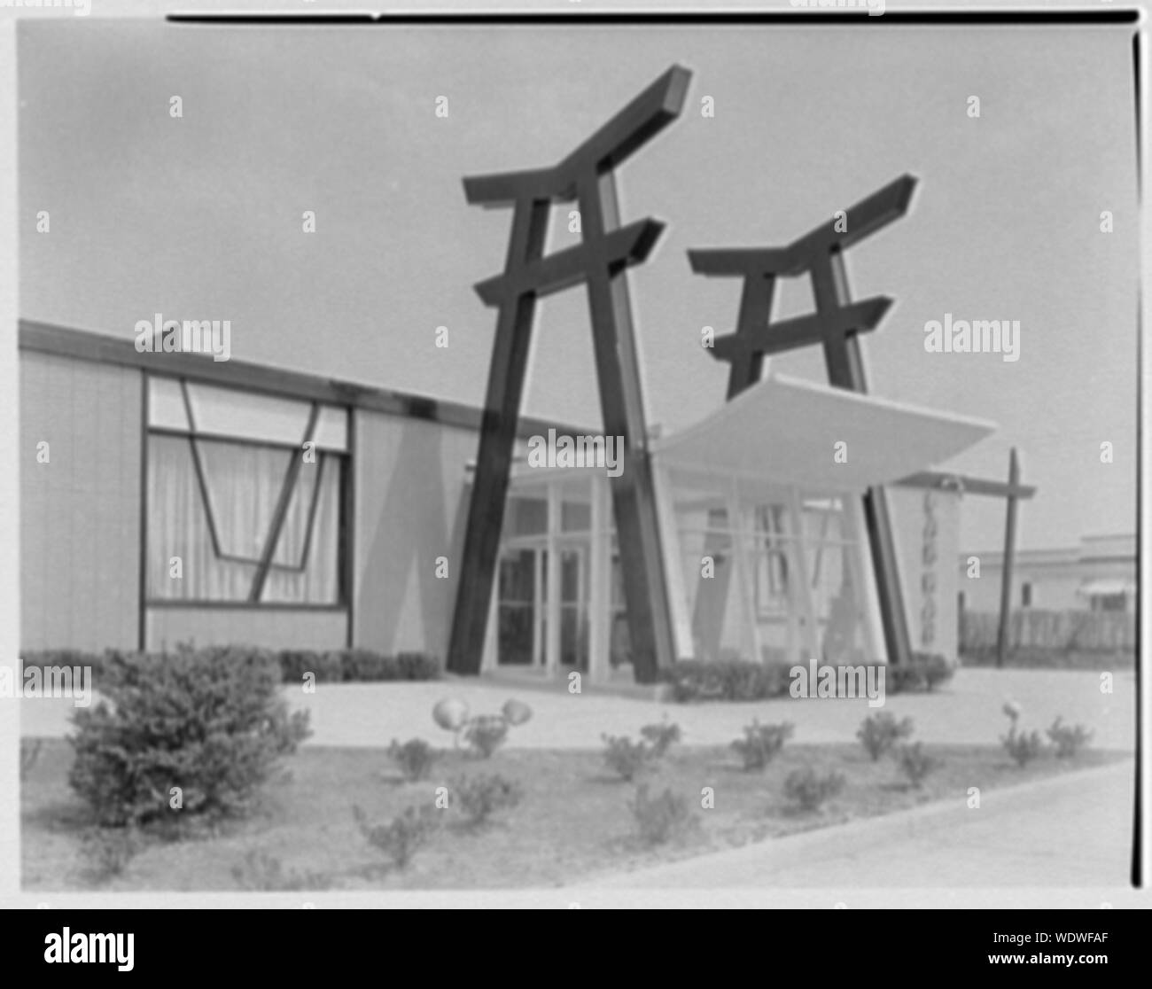 Gum Wah, Old Country Rd., Westbury, Long Island. Abstract/medium : Gottscho-Schleisner Collection Banque D'Images