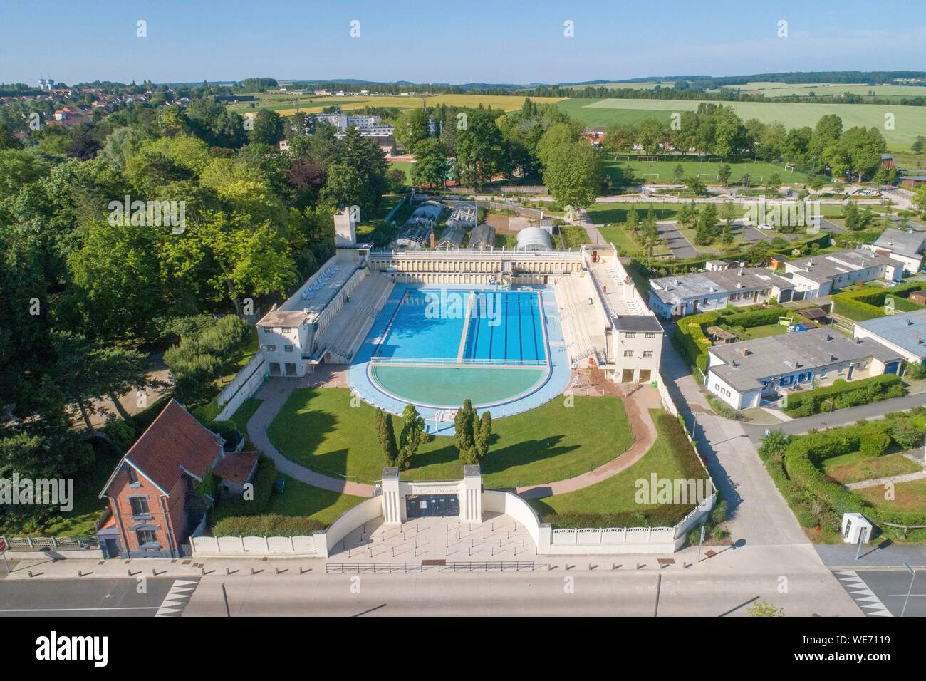 La France, Pas de Calais, Bruay la Buissiere, Salengro extérieure dans un style art déco (vue aérienne) Banque D'Images