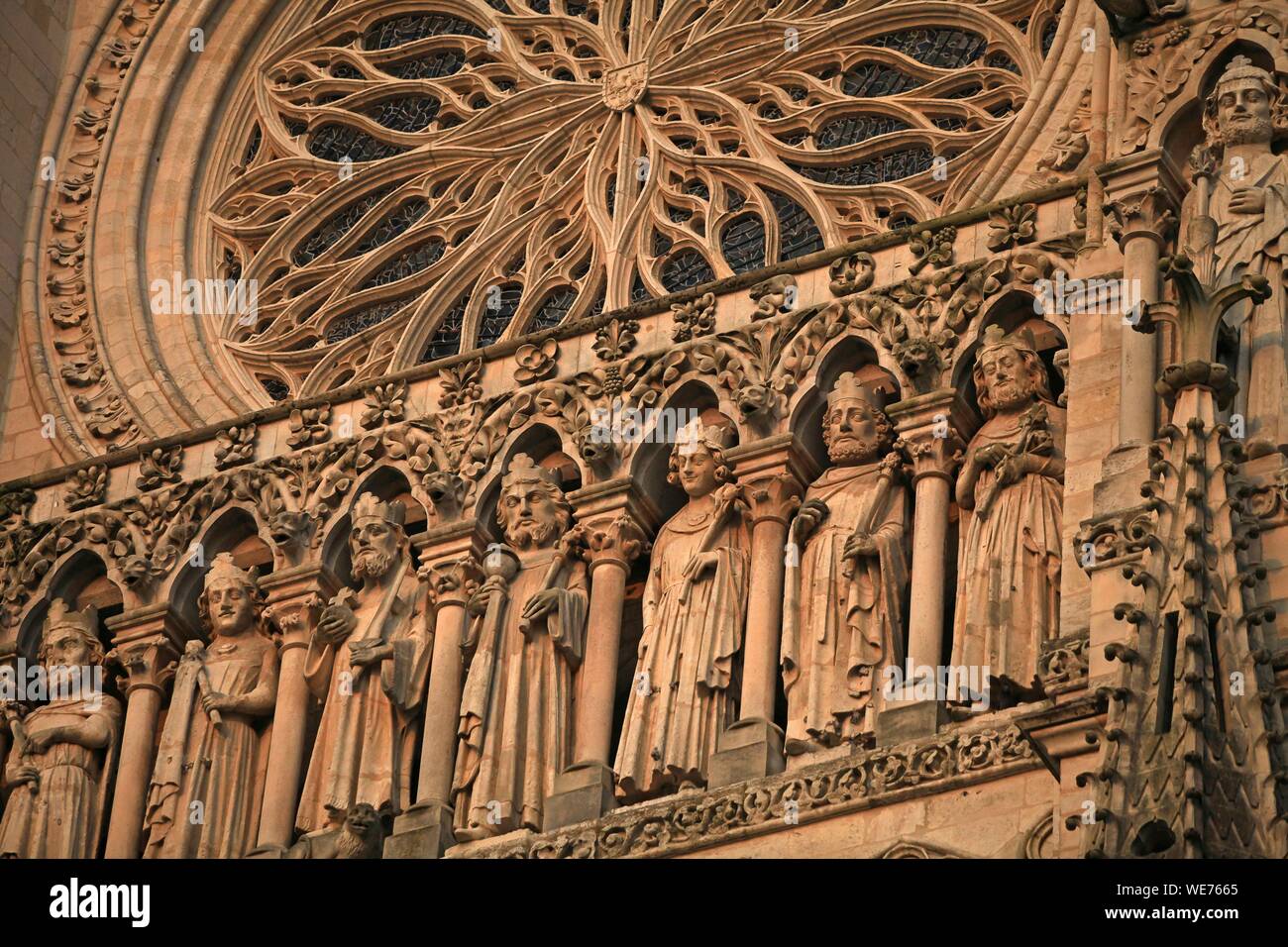 France, Picardie, Amiens, Cathédrale Notre-Dame d'Amiens Cathédrale classée au Patrimoine Mondial de l'UNESCO la grande rosace de la façade occidentale de la cathédrale d'Amiens Banque D'Images