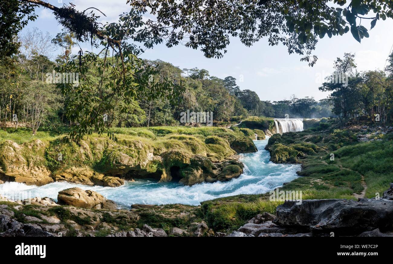 Le Mexique, l'état du Chiapas, Las Nubes, cascade de la rivière Santo Domingo Banque D'Images