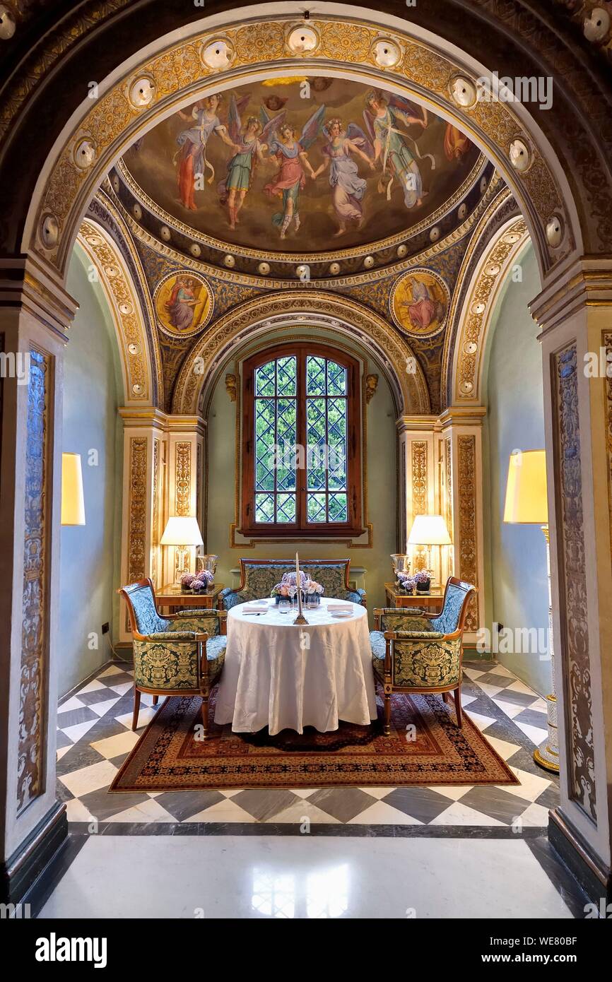 Italie, Toscane, Florence, inscrite au Patrimoine Mondial de l'UNESCO, le Palazzo della Gherardesca, palace 5 étoiles Four Seasons Hotel Firenze, la chapelle du cardinal Banque D'Images