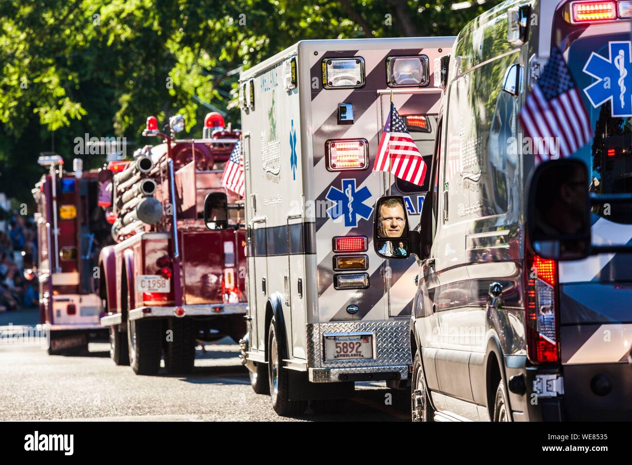 United States, New England, Massachusetts, Cape Ann, Rockport Rockport, quatrième de juillet Parade, camions et véhicules d'urgence Banque D'Images