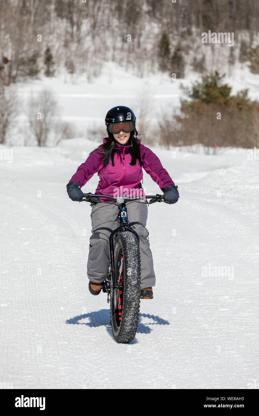 Le Canada, la province de Québec, région de la Mauricie, Shawinigan et les environs, vallée du parc, fatbike ride Banque D'Images