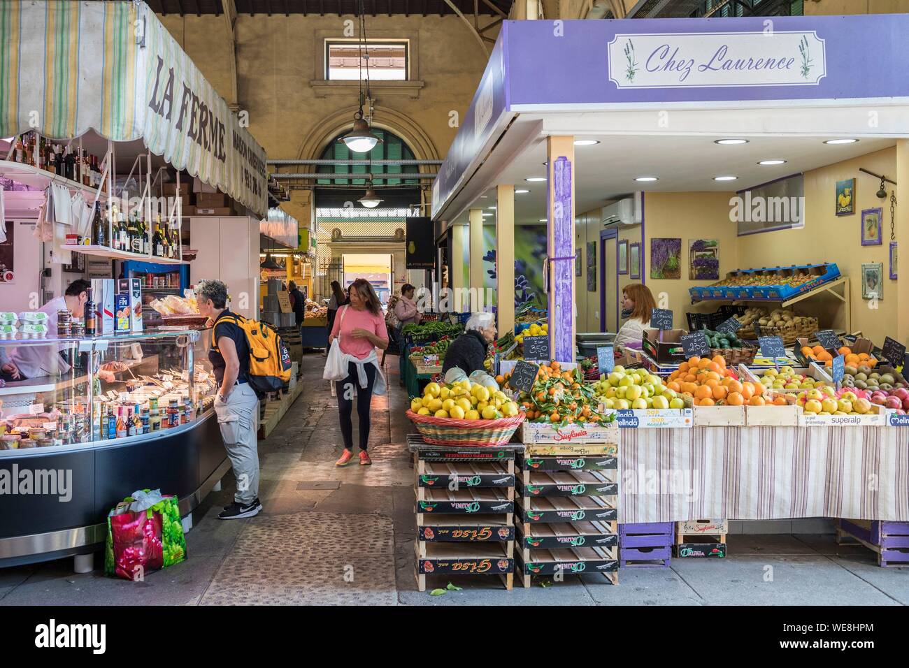 France, Alpes-Maritimes, Menton, la municipal salles de 1898 restauré en 2015, marché couvert Banque D'Images