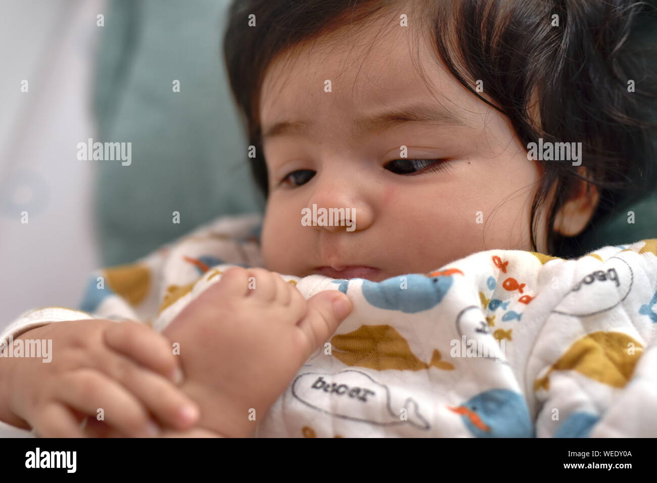 Bebe Metisse Banque De Photographies Et D Images A Haute Resolution Alamy