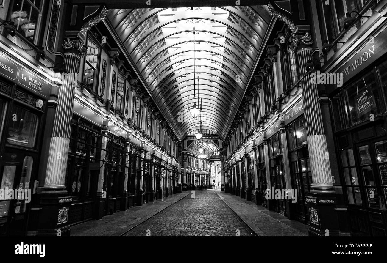 Passage de Leadenhall Market à Londres, de Lime Street à Whittington Avenue Banque D'Images