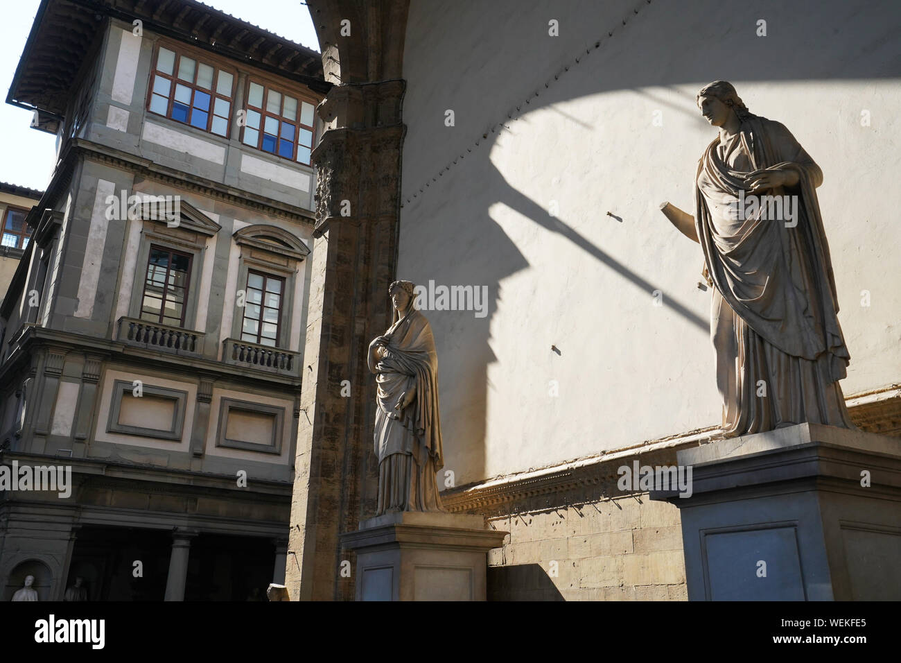 Des statues dans la Loggia dei Lanzi, Florence, Toscane, Italie Banque D'Images
