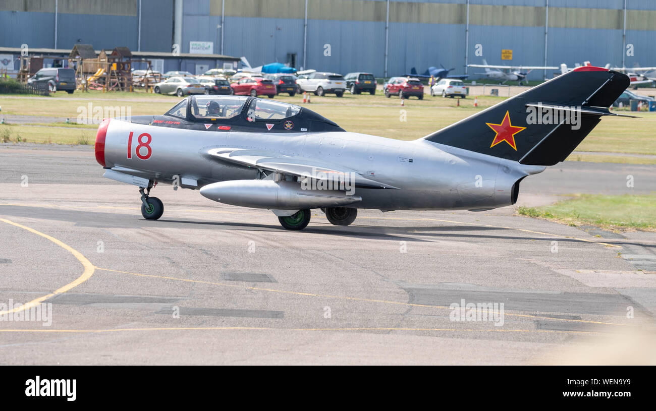 Mikoyan-Gurevich MiG-15 se prépare à décoller à North Weald Airfield Banque D'Images