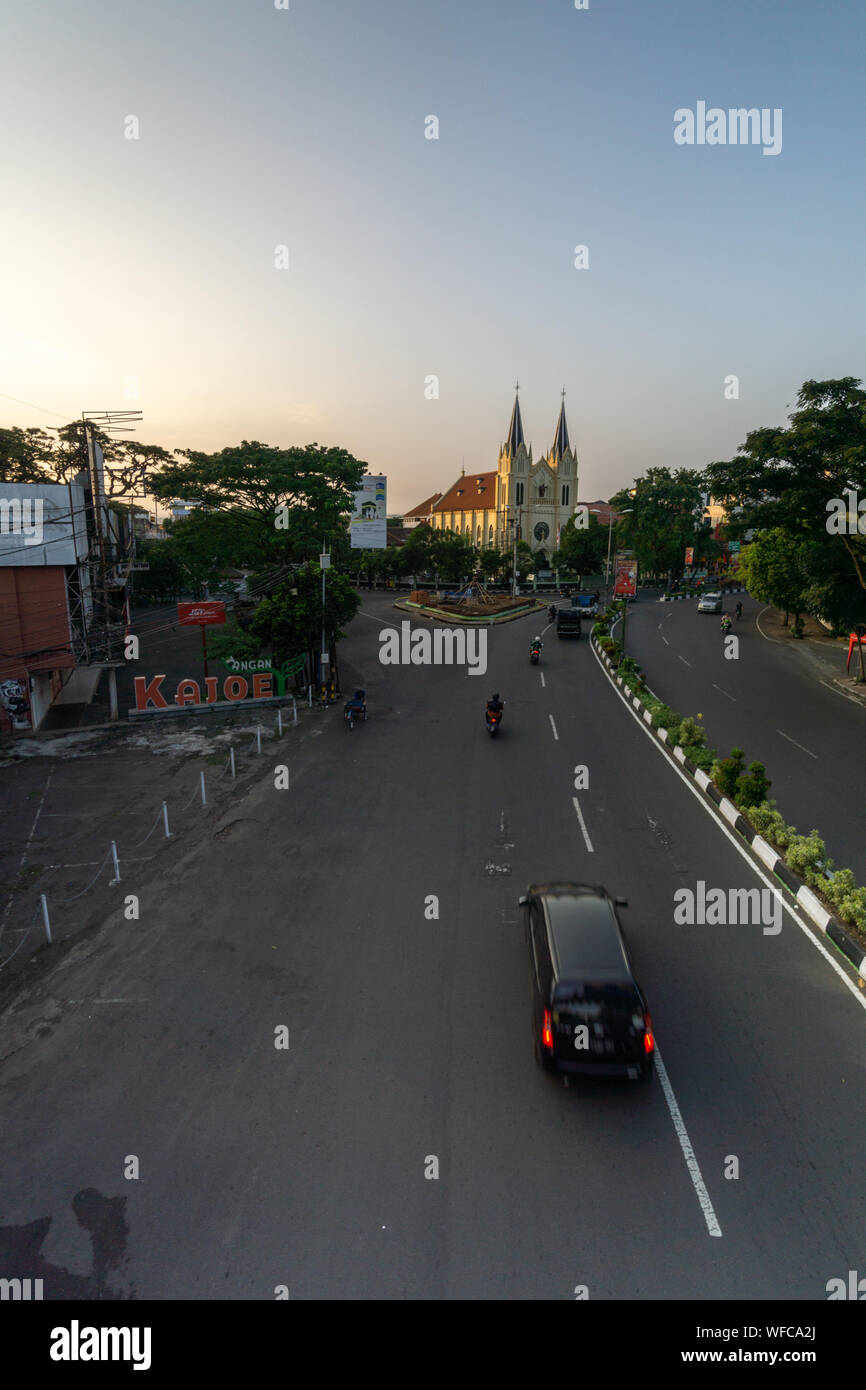 Monumen Balai Kota Tugu Malang Alun Alun situé dans le centre de la ville de Malang est de Java en Indonésie Banque D'Images