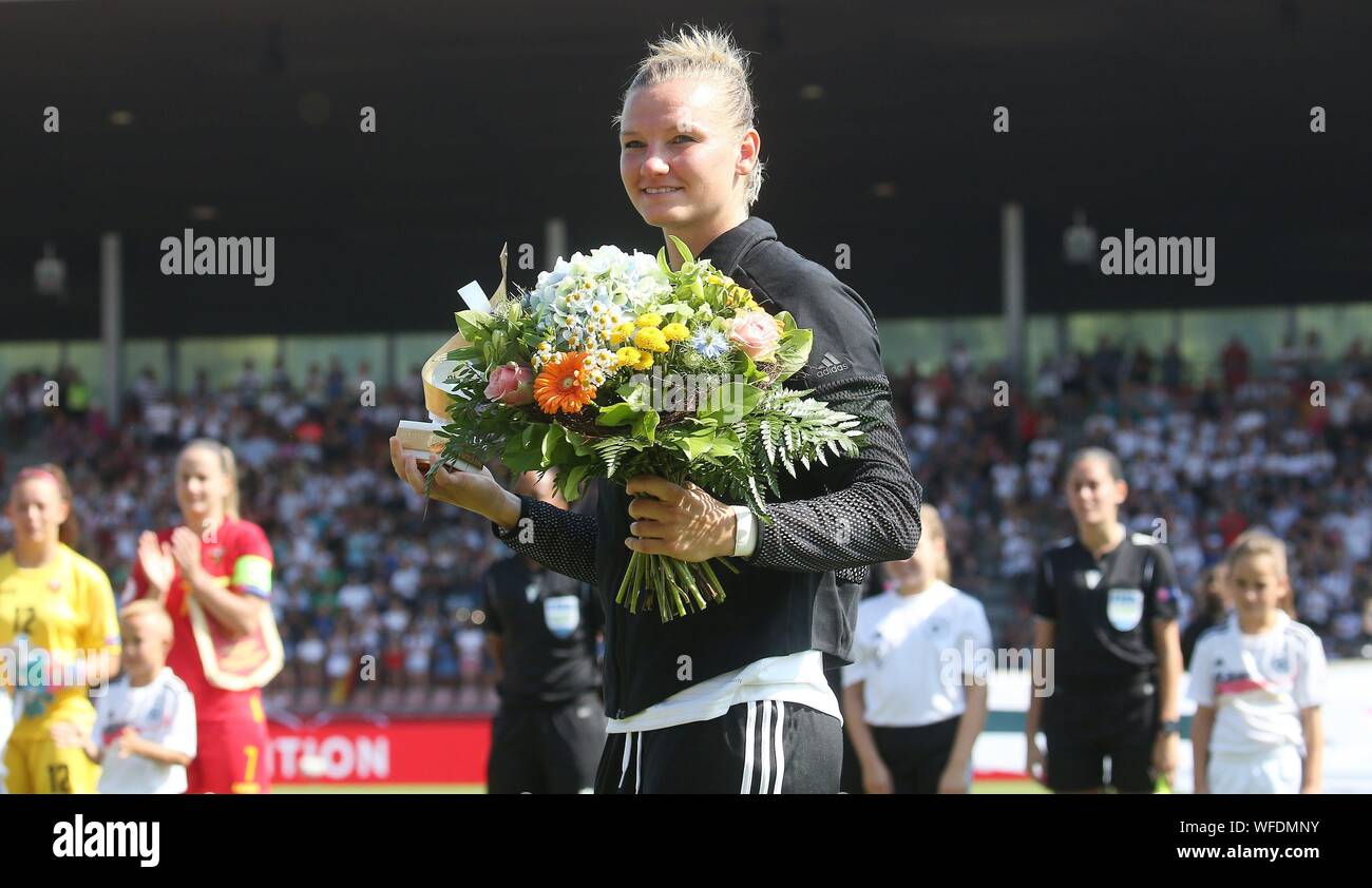Kassel, Allemagne. Août 31, 2019. firo : 31.08.2019 Football, 2019/2020 Les femmes, mesdames. Em - qualification de l'équipe nationale, l'Allemagne - Monténégro Alexandra Popp hommage 100 Landerspiel | Conditions de crédit dans le monde entier : dpa/Alamy Live News Banque D'Images