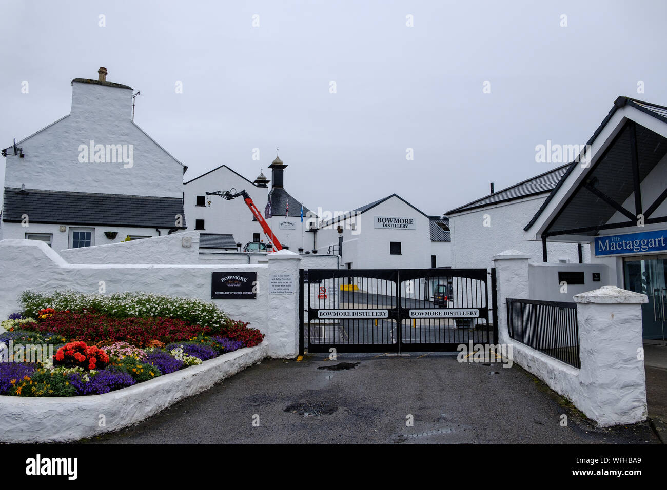 La Distillerie de Bowmore, Islay, Ecosse Banque D'Images