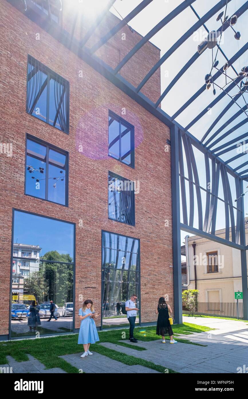 La Géorgie, Tbilissi, Chugureti district, Saarbrücken Square, Moxy Tbilissi par Marriott Hotel Banque D'Images La Géorgie, Tbilissi, Chugureti district, Saarbrücken Square, Moxy Tbilissi par Marriott Hotel Banque D'Images