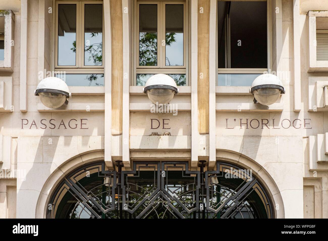 France, Paris, quartier des Halles, le passage de l'horloge Banque D'Images