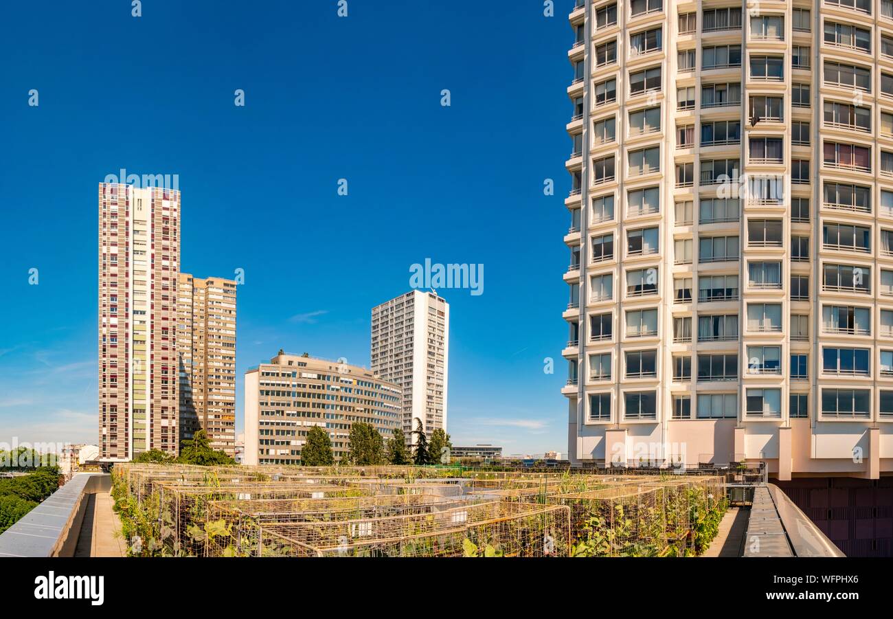 France, Paris, les agriculteurs urbains Pois et l'amour, un nouveau concept de jardin sur le toit des bâtiments, ici sur l'hôtel Yooma du Front de Seine Banque D'Images