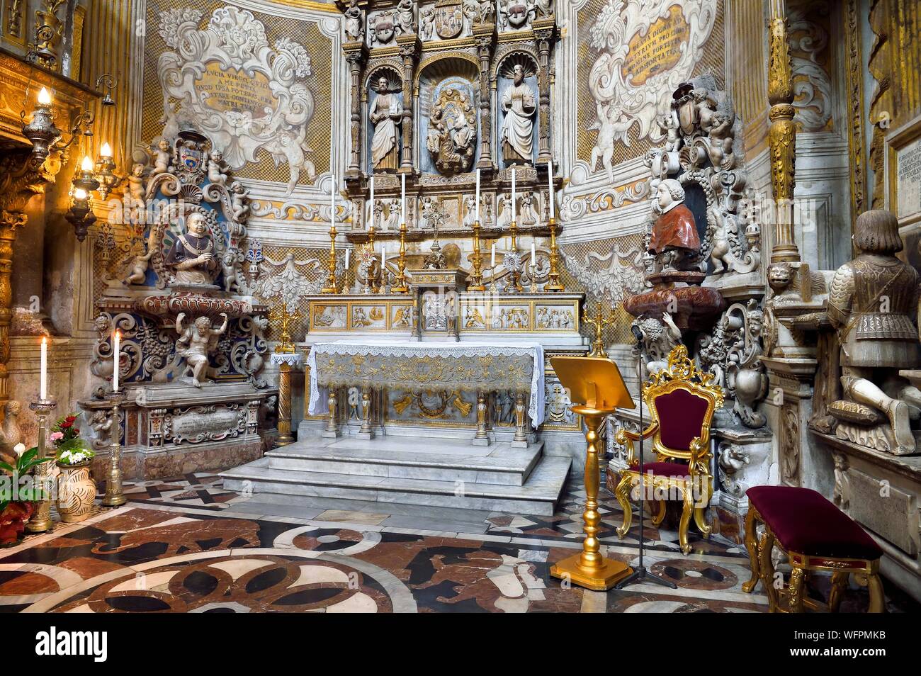 L'Italie, la Sicile, Catane, ville baroque classé Patrimoine Mondial de l'UNESCO, la Piazza del Duomo, Duomo di Sant 'Agata (St. Agatha Cathédrale), chapelle du Saint-Sacrement Banque D'Images